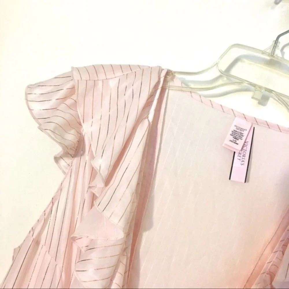 NEW VICTORIA’s SECRET Rose Accent Ruffled ROBE - Picture 3 of 7